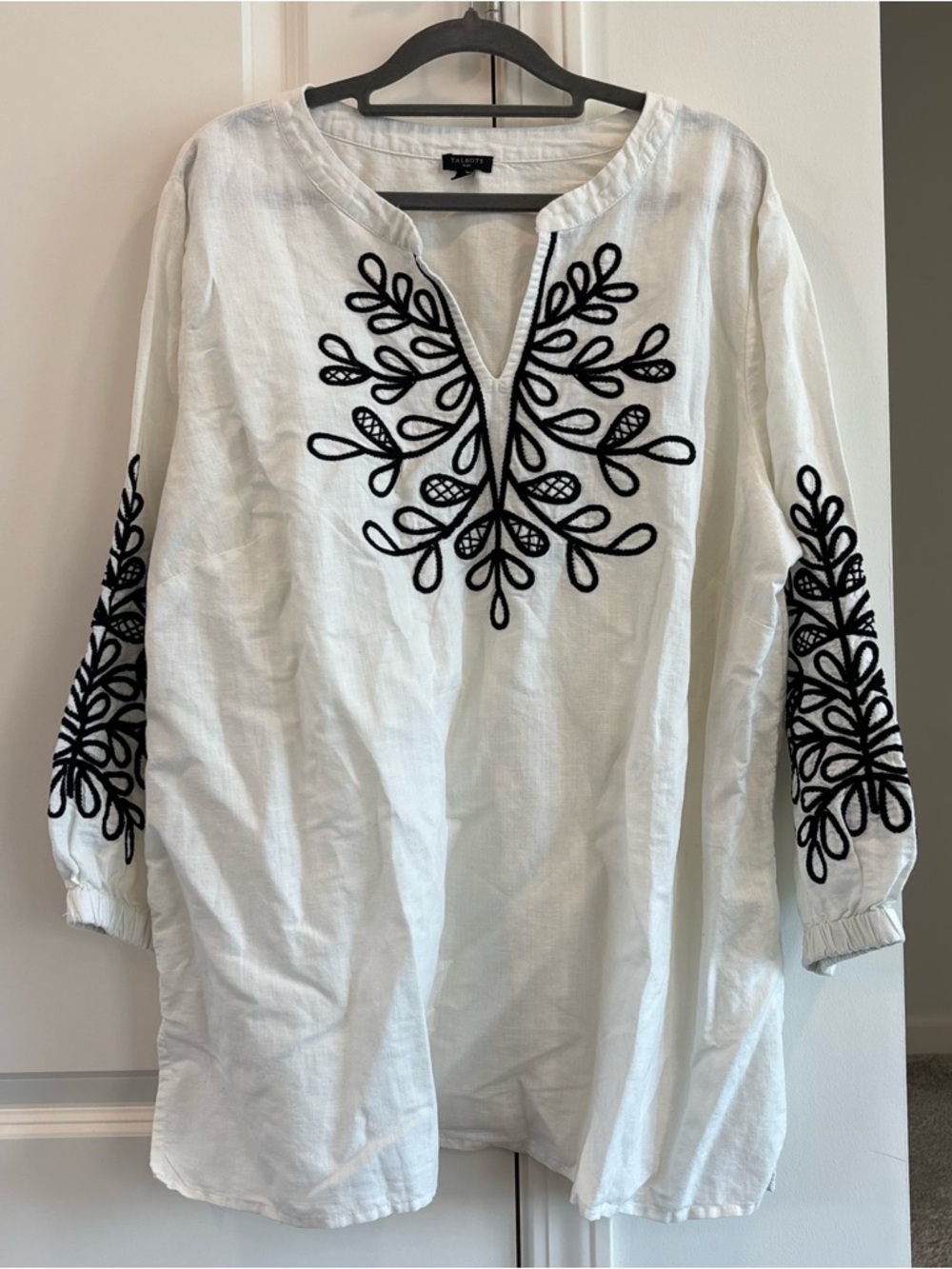 Talbots White Linen-Blend Blouse with Black Embroidery 1X